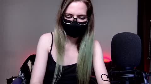 Amber non-nude model online show from 12/05/24, 05:15