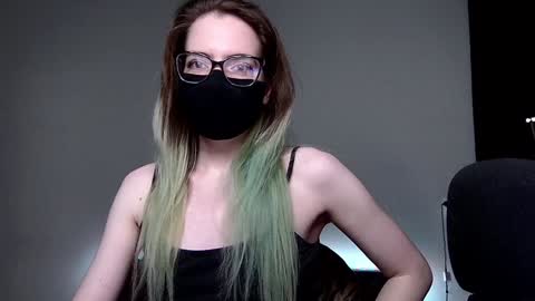 Amber non-nude model online show from 12/08/24, 01:46