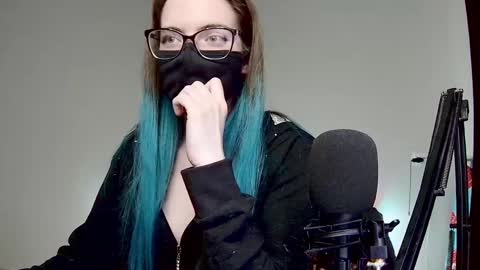 Amber non-nude model online show from 12/30/24, 04:09