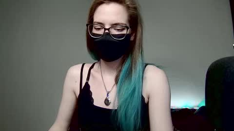 Amber non-nude model online show from 02/06/25, 01:49
