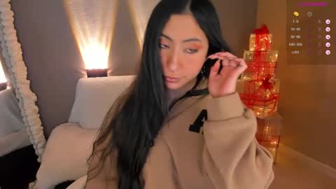 amber_curly online show from 12/12/24, 10:52