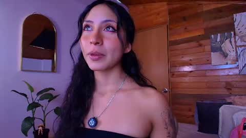 amber_curly online show from 07/01/26, 06:40