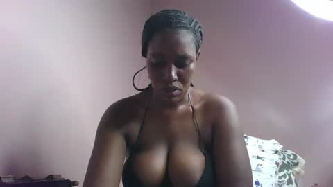 amber_cutie2 online show from 06/03/26, 01:08