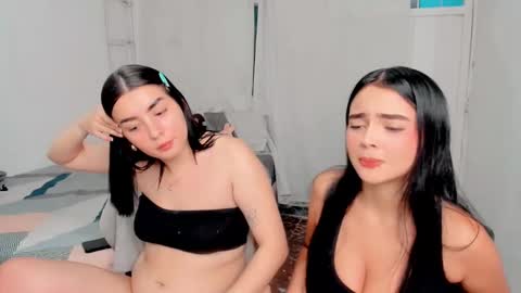 Snapshot of amber_landy1 chatting on 02/01/25, 12:51 amber online show from 02/01/25, 12:51