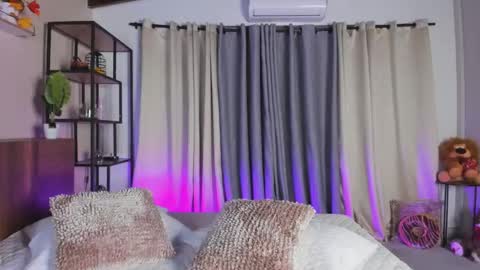 Amber online show from 09/11/25, 09:04