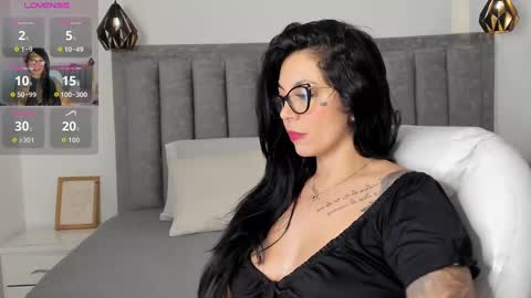 Michell  online show from 11/11/25, 12:38