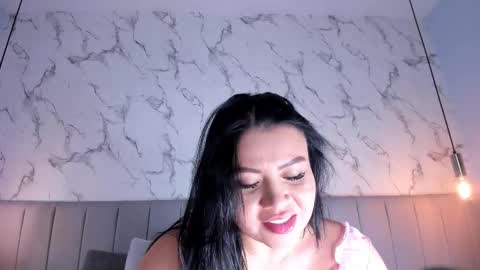 Snapshot of amber_santtana chatting on 11/21/25, 10:41 Amber online show from 11/21/25, 10:41