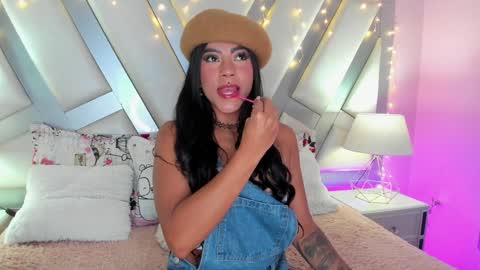 Tell me Amber online show from 01/29/25, 03:54