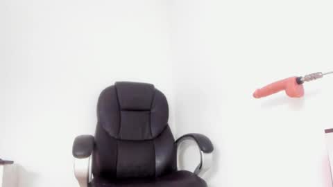 NEW ACCOUNT --  online show from 02/03/25, 06:39
