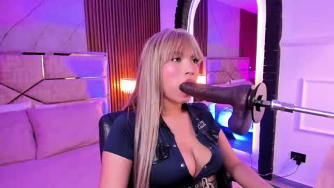 Snapshot of amberashford chatting on 05/19/26, 03:24 Amber Ashford online show from 05/19/26, 03:24