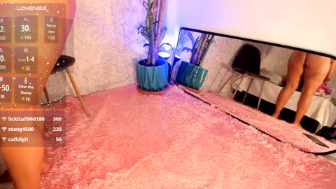 Snapshot of ambercollinns chatting on 01/10/25, 04:51 Amber Collins online show from 01/10/25, 04:51