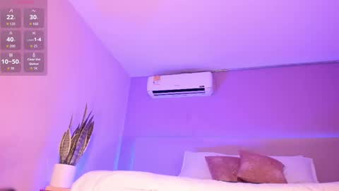 Snapshot of ambercollinns chatting on 09/12/25, 11:10 Amber Collins online show from 09/12/25, 11:10