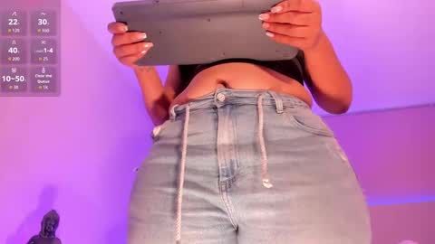 Snapshot of ambercollinns chatting on 09/16/25, 10:27 Amber Collins online show from 09/16/25, 10:27