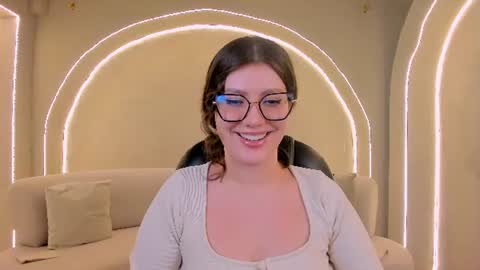 Snapshot of amberfarrell chatting on 06/11/26, 02:53 Amber online show from 06/11/26, 02:53