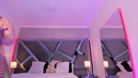 Amber  online show from 02/19/25, 11:49