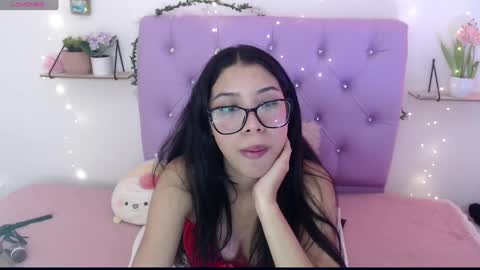 Amber Jeong online show from 02/17/25, 12:54