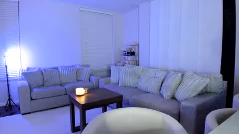 amberkinsley online show from 01/12/25, 06:39