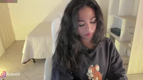 Amber online show from 04/01/26, 01:01