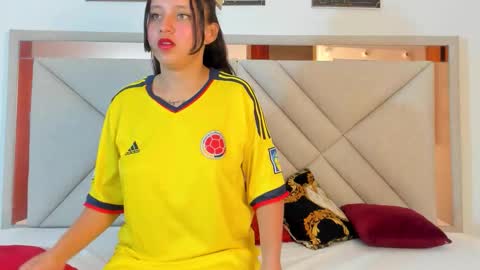 amberqueenx1 online show from 02/17/26, 12:01