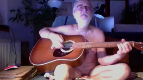 Amberr11 online show from 10/04/25, 09:46