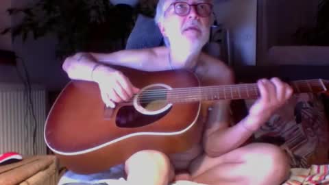 Amberr11 online show from 10/22/25, 10:53