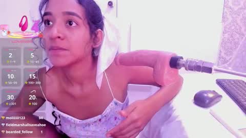 Amberr Sweet  online show from 11/25/25, 10:10