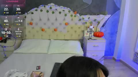 Amber Grey online show from 10/29/25, 06:42