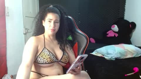 ambersweettie198098 online show from 04/18/26, 01:20