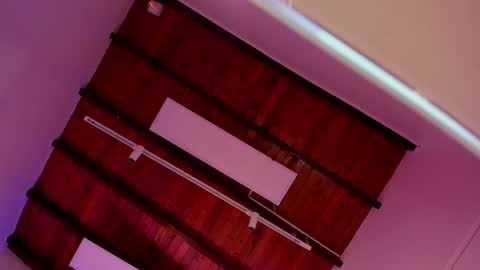 Amber online show from 11/16/25, 04:07