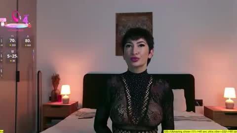 Snapshot of ambervendetta chatting on 05/17/26, 04:32 Amber online show from 05/17/26, 04:32