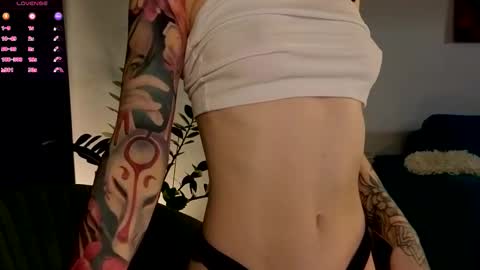 Moon inst 4mbientmoon online show from 11/05/25, 05:02