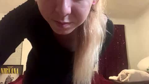 Snapshot of ambionce chatting on 05/03/26, 05:35 ambionce online show from 05/03/26, 05:35