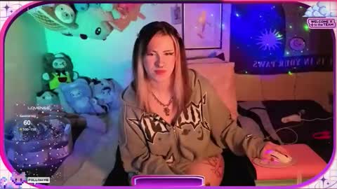Ambrosia online show from 05/14/26, 07:15