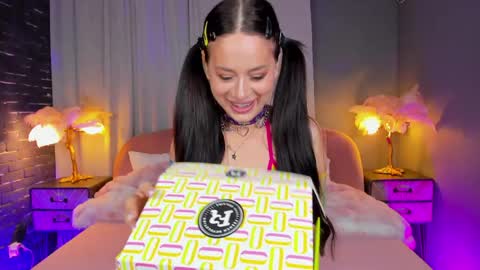 AMY online show from 04/28/26, 06:35