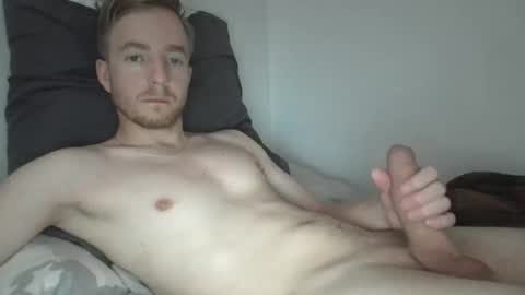 Snapshot of amekatt chatting on 12/31/24, 06:37 Amekatt online show from 12/31/24, 06:37