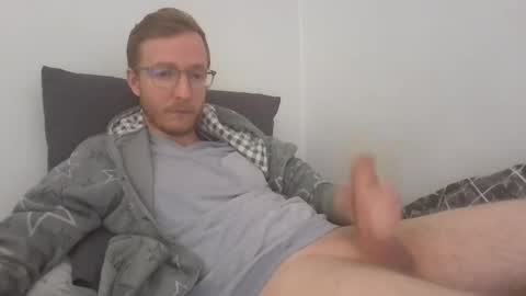 Snapshot of amekatt chatting on 09/24/25, 11:24 Amekatt online show from 09/24/25, 11:24