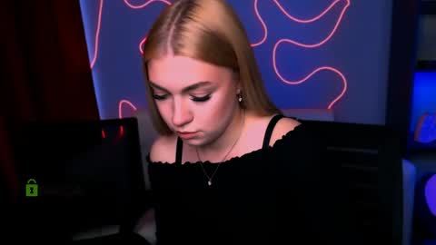 amelaya online show from 05/11/26, 02:45