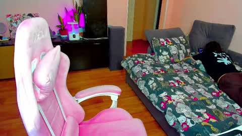 Eileen online show from 10/28/25, 01:36