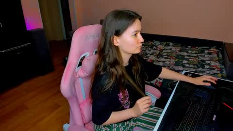 Eileen online show from 04/02/26, 04:26