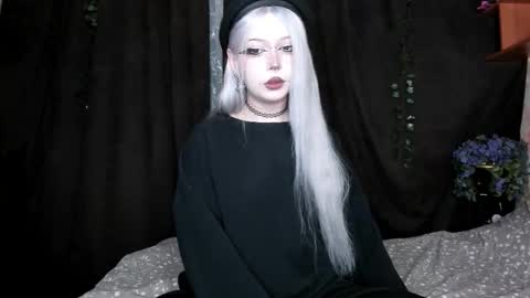 Amelia online show from 11/01/25, 07:38