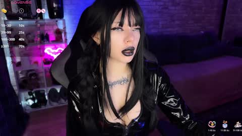 Amelia Aley  online show from 04/03/26, 10:13