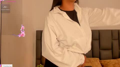 Amelia  online show from 03/11/26, 11:49