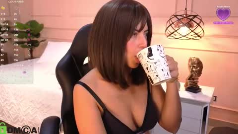 AMELIA online show from 02/04/26, 11:49