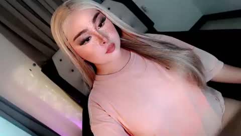 amelia_nicole08 online show from 09/29/25, 07:02