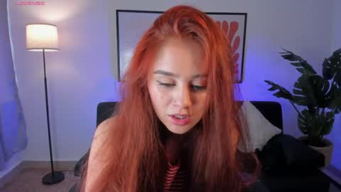 Snapshot of amelia_saenz_ chatting on 05/07/26, 08:25 Amelia online show from 05/07/26, 08:25