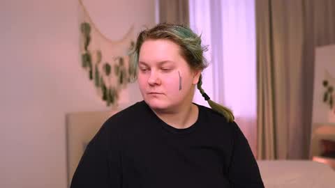 Amelia online show from 05/24/26, 10:42