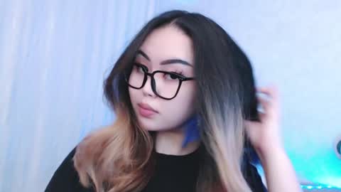 Snapshot of amelia_sunlight chatting on 05/18/26, 04:35 Amelia online show from 05/18/26, 04:35