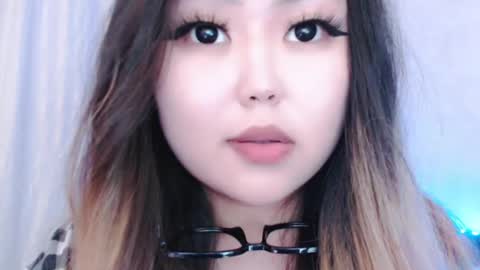 Snapshot of amelia_sunlight chatting on 06/05/26, 05:51 Amelia online show from 06/05/26, 05:51