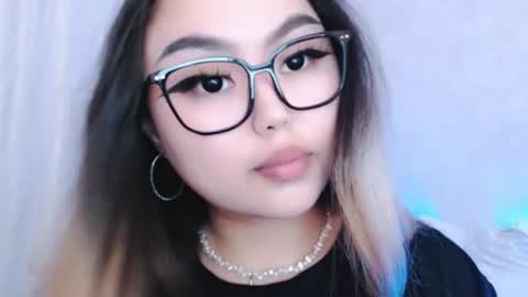 Snapshot of amelia_sunlight chatting on 06/12/26, 04:17 Amelia online show from 06/12/26, 04:17