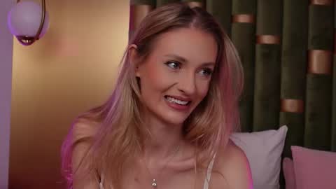 Amelia online show from 02/03/26, 06:22